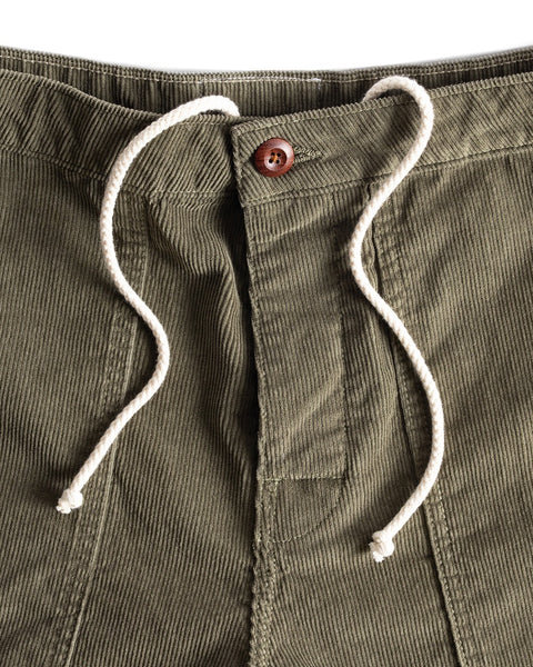 Classic Corduroy Shorts - Olive